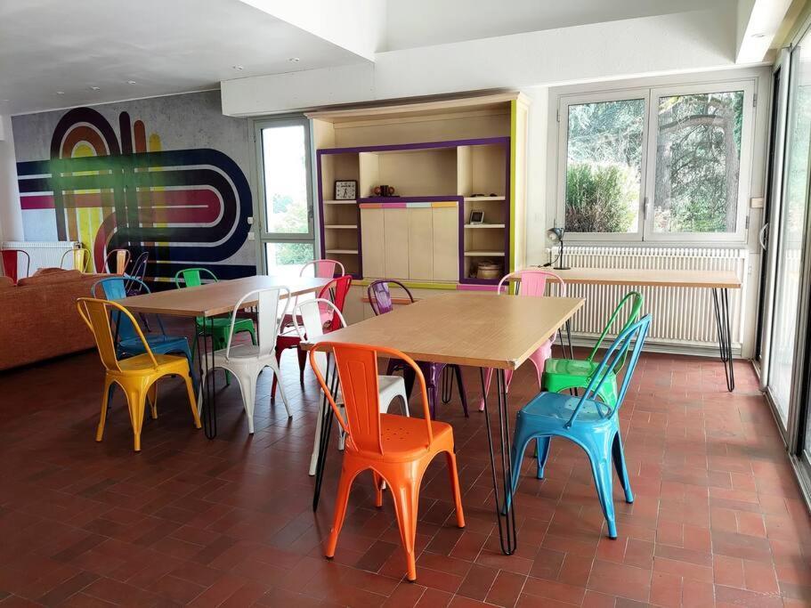 Gite Le 45 Tours Nueil-sous-les-Aubiers Exterior photo